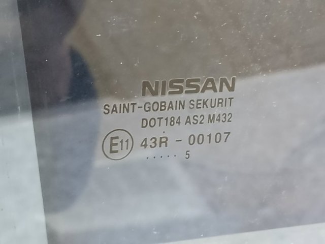 823005HA0A NISSAN Стекло двери задней правой купить в Днепр