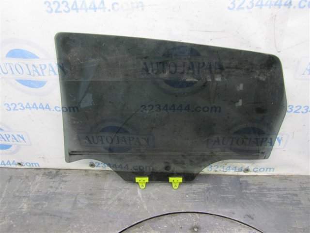 82300JD000 NISSAN Стекло двери задней правой купить в Киев
