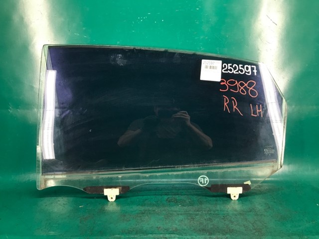 NISSAN 823013SG0A Стекло двери задней левой в наличии Каменское