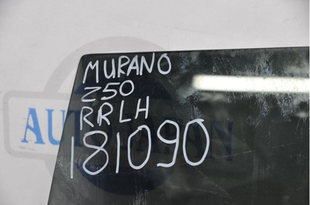 Стекло задней двери, левой 82301CA000 NISSAN
