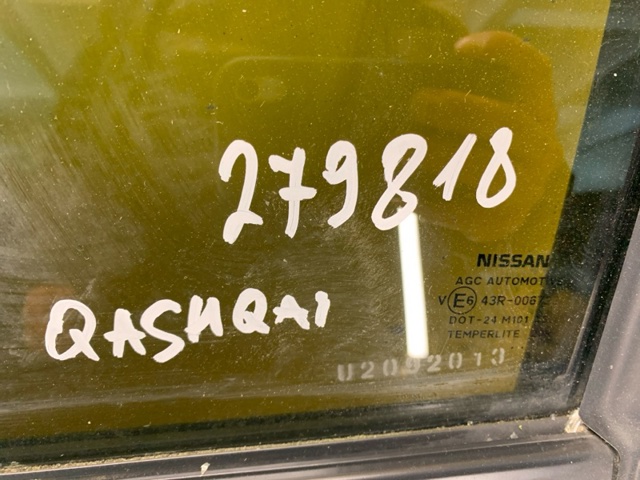 NISSAN 82301JD005 Стекло-форточка двери задней левой в наличии Винница