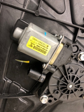 HYUNDAI 82402A7010 в наличии Винница