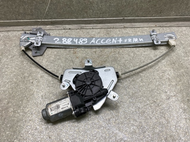 Стеклоподъемник (механизм перемещения стекла) 824041R110 HYUNDAI