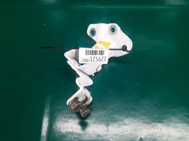 NISSAN 82411JX00A в наличии Ровно