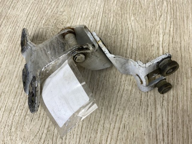 NISSAN 82411JX00A в наличии Каменское