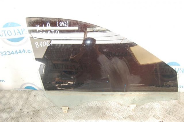 Стекло передней двери, правой 824202F210 HYUNDAI