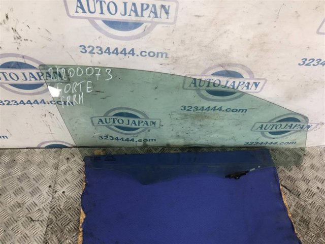 Стекло передней двери, правой 82420A7020 HYUNDAI