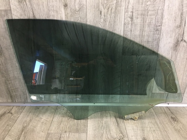 Стекло передней двери, правой 82420G5020 HYUNDAI