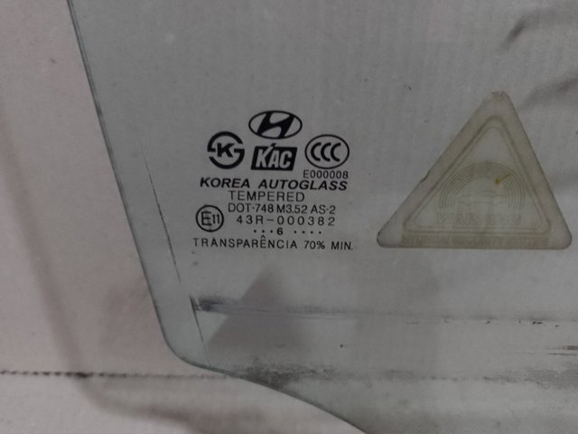824212E000 HYUNDAI Стекло двери передней правой купить в Полтава