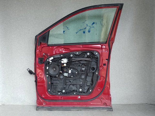 HYUNDAI 824212W020 Стекло двери передней правой в наличии Житомир