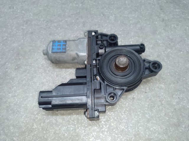 Мотор стеклоподъемника двери передней, левой 82450C5120 HYUNDAI