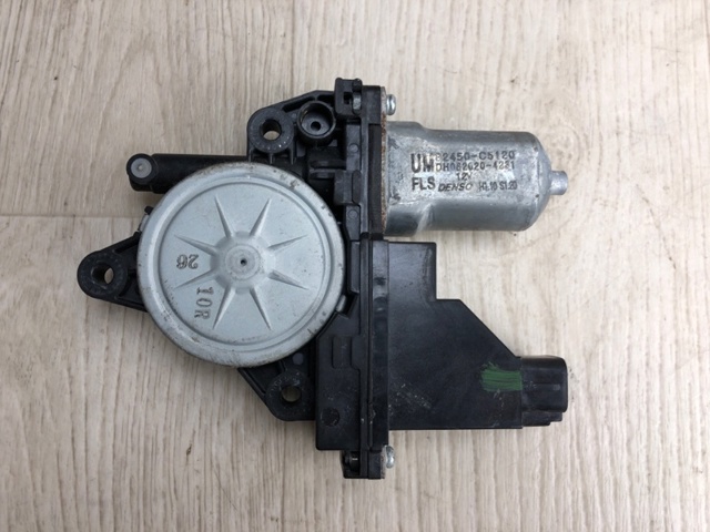 82450C5120 HYUNDAI Мотор стеклоподъемника двери передней левой купить в Днепр