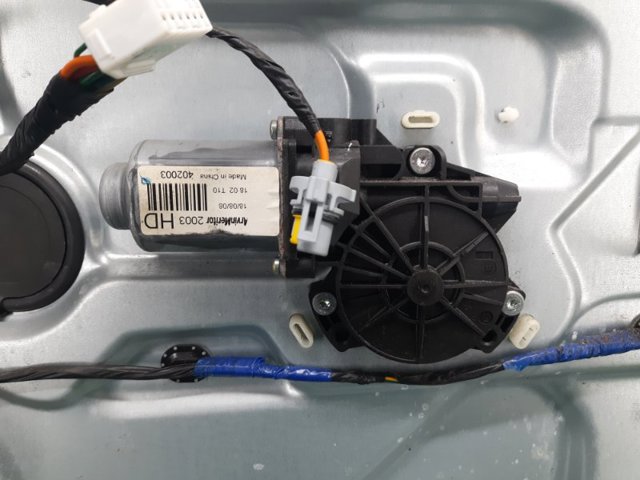 824602H000 HYUNDAI Мотор стеклоподъемника двери передней правой купить в Украина