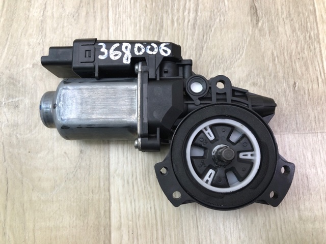 HYUNDAI 824602T010 Мотор стеклоподъемника двери передней правой в наличии Львов