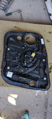 Замок передней левой двери 82460C5100 HYUNDAI