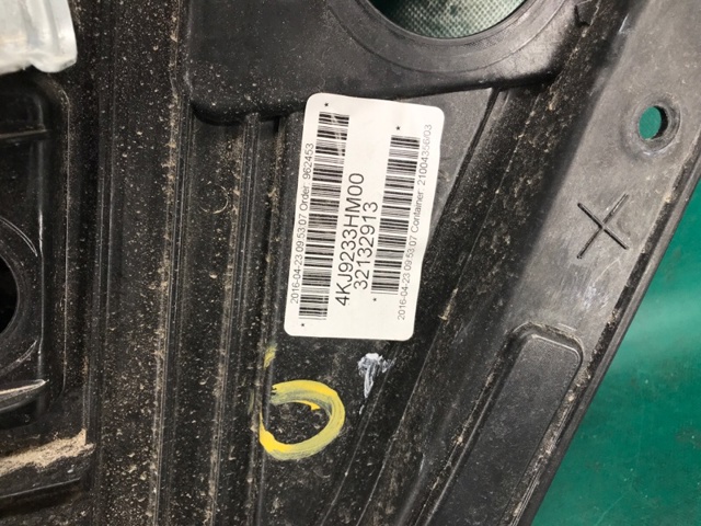 82460F2000 HYUNDAI Мотор стеклоподъемника двери передней правой купить в Николаев