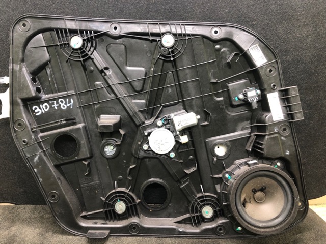 Стеклоподъемник передней левой двери 82471B2010 HYUNDAI