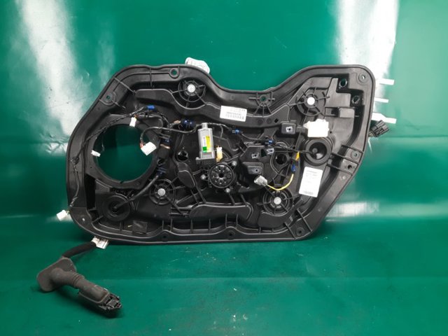 HYUNDAI 824813Y010 Стеклоподъемник передней правой двери в наличии Полтава