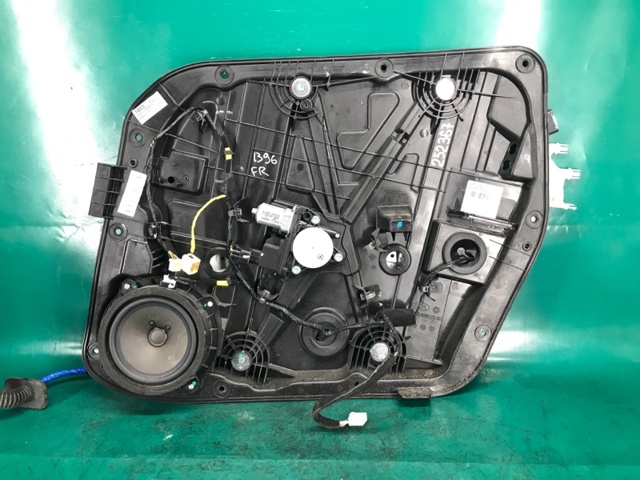 82481B2010 HYUNDAI Стеклоподъемник передней правой двери купить в Днепр