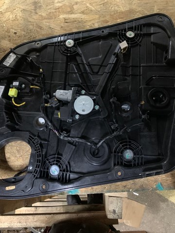 Механизм стеклоподъемника двери передней, правой 82481B2010 HYUNDAI