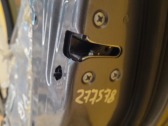 Замок двери задней правой 825004NP0A NISSAN