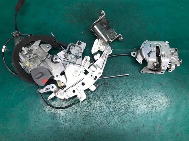 825409SF0A NISSAN купить в Хмельницкий