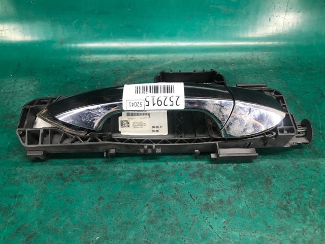 826105DM1A NISSAN Держатель наружной ручки двери задней правой купить в Тернополь