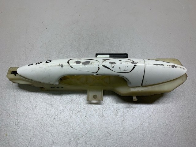 HYUNDAI 826511R050 Ручка двери передней наружная левая в наличии Каменское