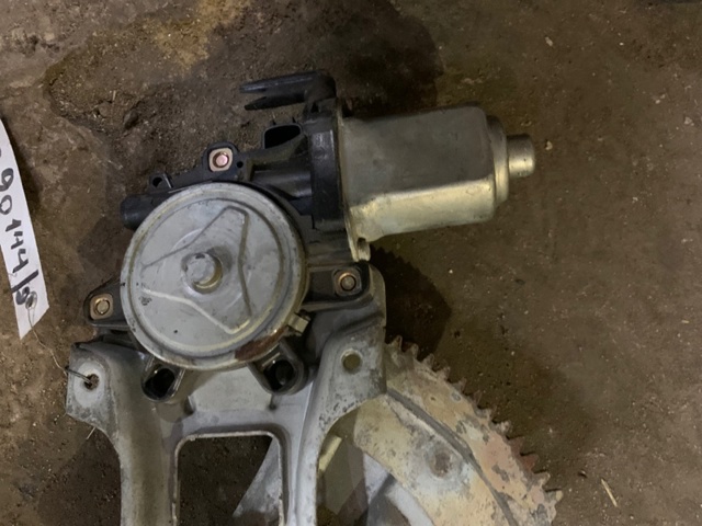 82720CG000 NISSAN Механизм стеклоподъемника двери задней правой купить в Павлоград