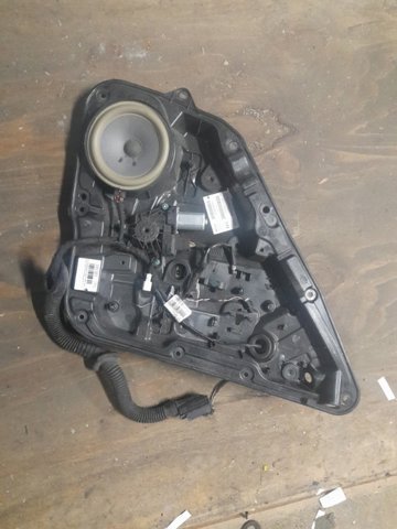 827305DM0A NISSAN Мотор стеклоподъемника двери задней правой купить в Черновцы