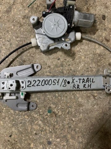NISSAN 82730JG00A Мотор стеклоподъемника двери задней правой в наличии Хмельницкий