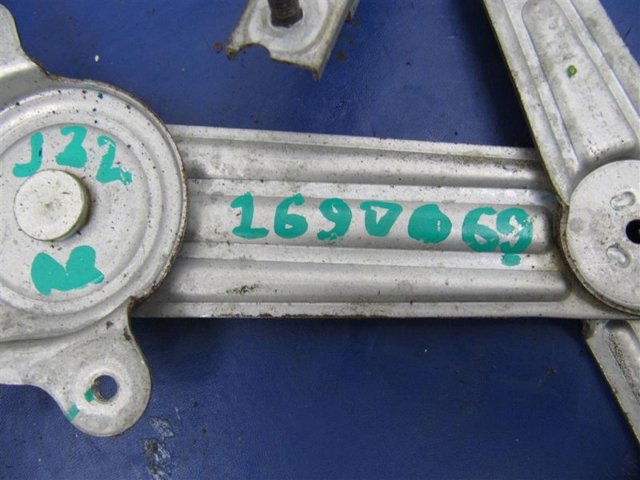 82730JN00A NISSAN Мотор стеклоподъемника двери задней правой купить в Житомир