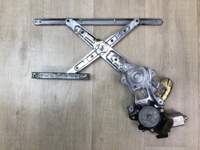 Привод электростеклоподъемника задний 82731CG000 NISSAN