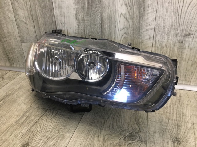 8301B930 MITSUBISHI Фара правая купить в Сумы