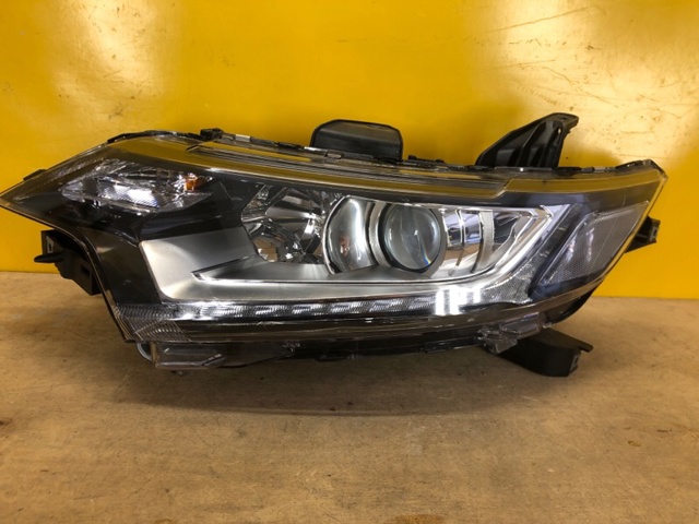 Фара 8301C979 MITSUBISHI