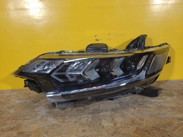 Фара основная левая 8301D331 MITSUBISHI