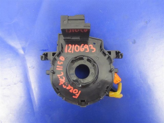 Кольцо контактное, шлейф руля 83196FJ030 SUBARU