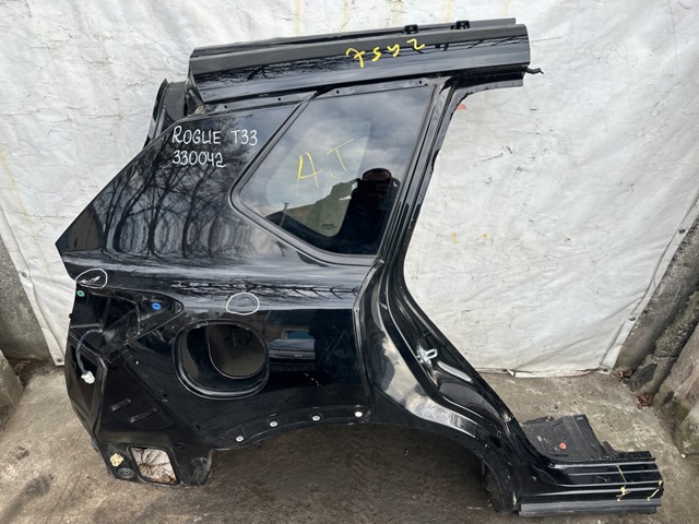 833006RR0A Стекло кузова (багажного отсека) правое купить Чернигов