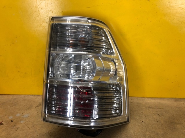 8330A094 MITSUBISHI Фонарь задний правый купить в Каменское