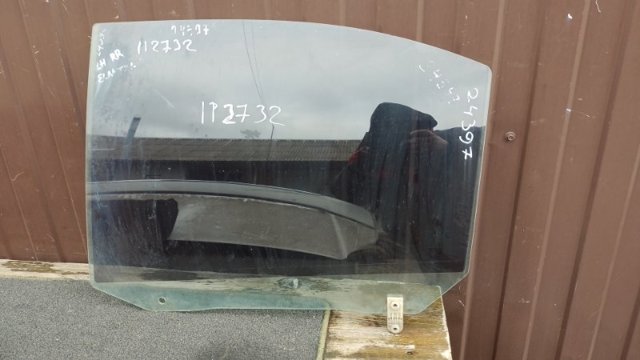 Стекло заднее левое 834102D010 HYUNDAI