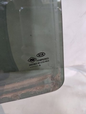 83410C5010 HYUNDAI Стекло двери задней левой купить в Ровно