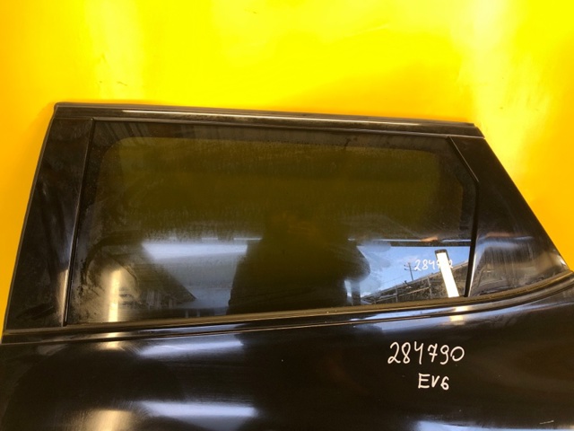 Стекло двери задней левой 83410CV020 HYUNDAI