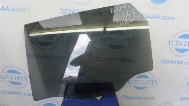 Стекло двери задней левой 834112P010 HYUNDAI