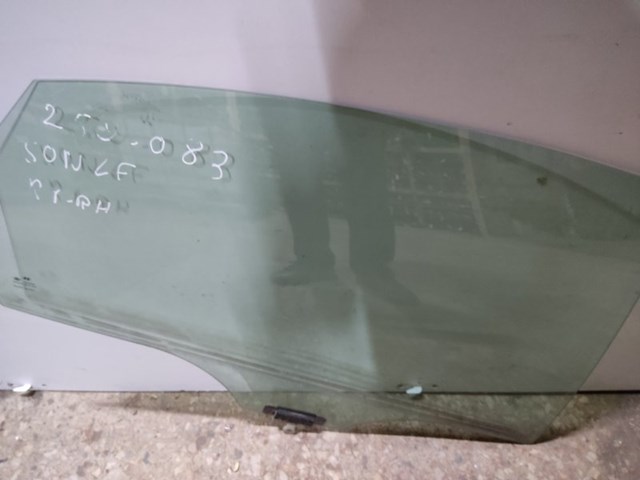 Стекло задней правой двери 83420C1010 HYUNDAI