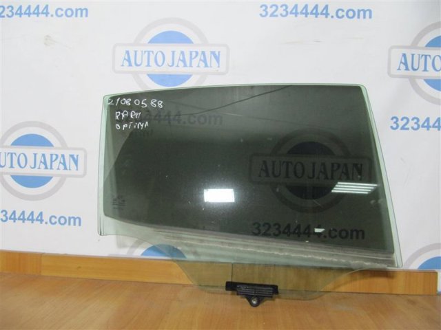 HYUNDAI 834212T010 Стекло двери задней правой в наличии Харьков