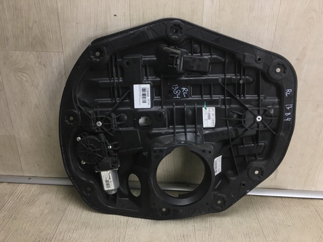 HYUNDAI 834502T000 Мотор стеклоподъемника двери задней левой в наличии Харьков