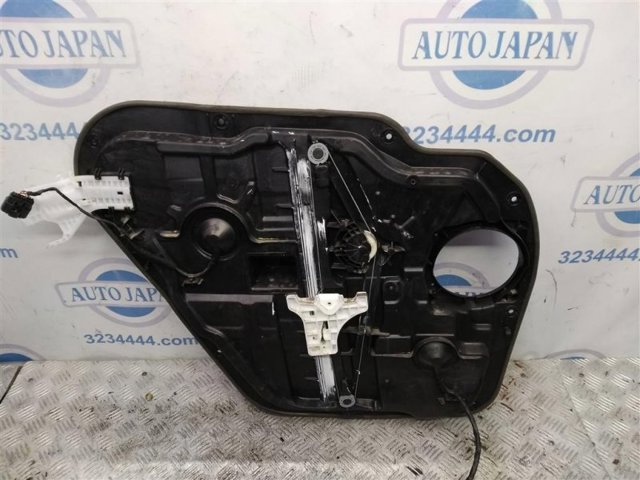 Мотор стеклоподъемника двери задней, левой 834502W000 HYUNDAI