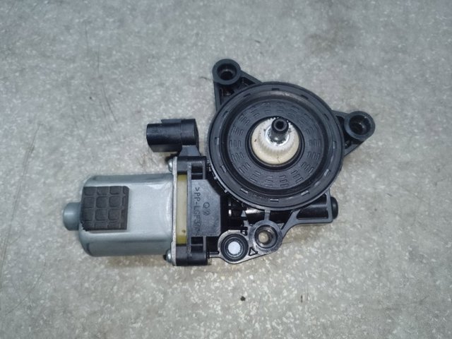 Привод электростеклоподъемника задний 83450D3000 HYUNDAI