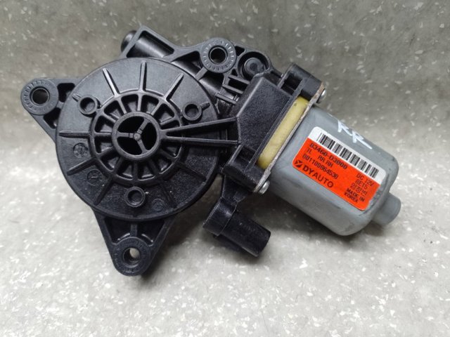 Моторчик стеклоподъемника двери задней, правой 83460D3000 HYUNDAI