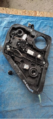 Мотор стеклоподъемника двери задней, правой 83460F2000 HYUNDAI